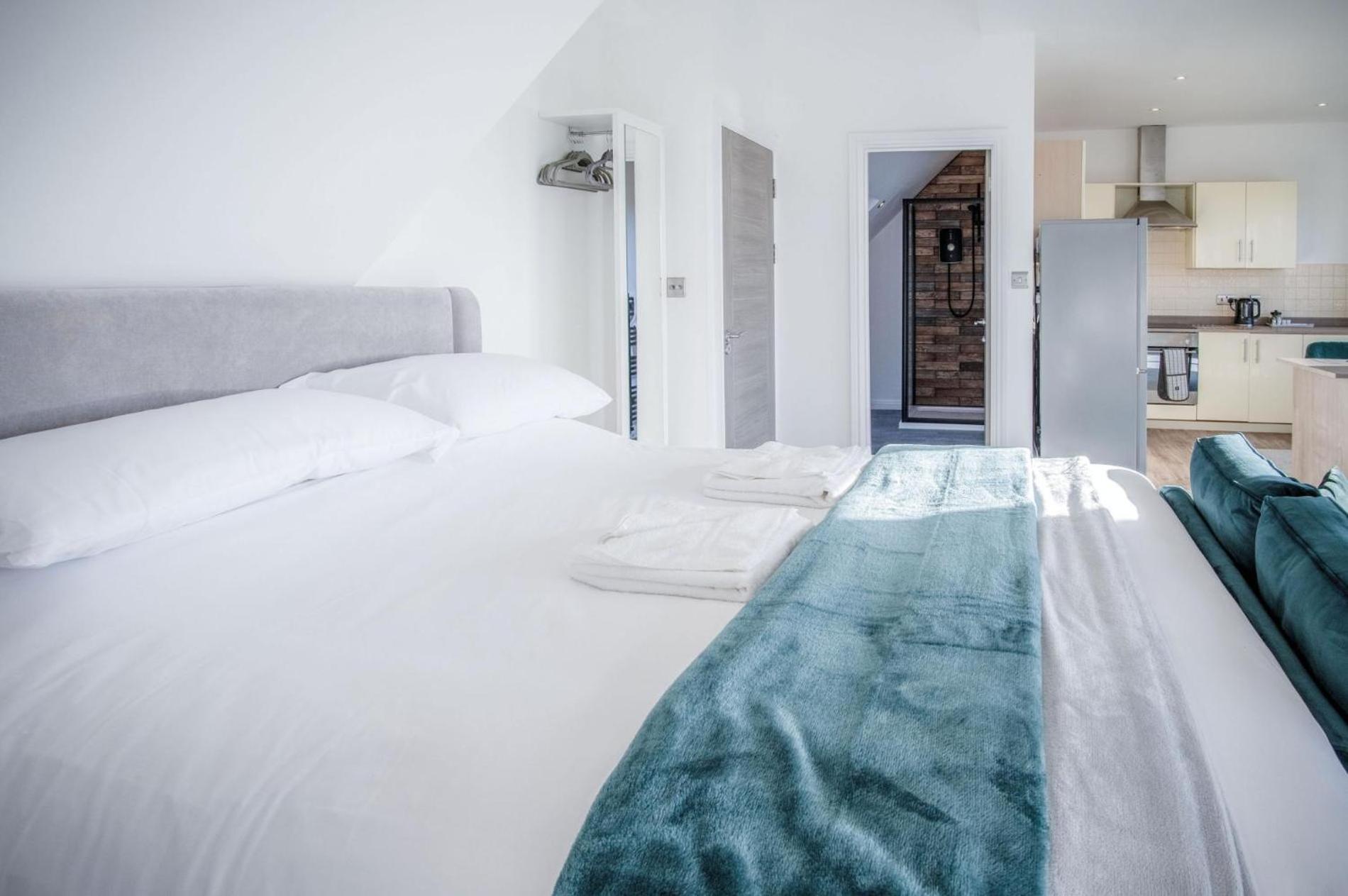 The Penthouse - 1 Bedroom Apartment - Ocean Breeze Port-Eynon Zewnętrze zdjęcie