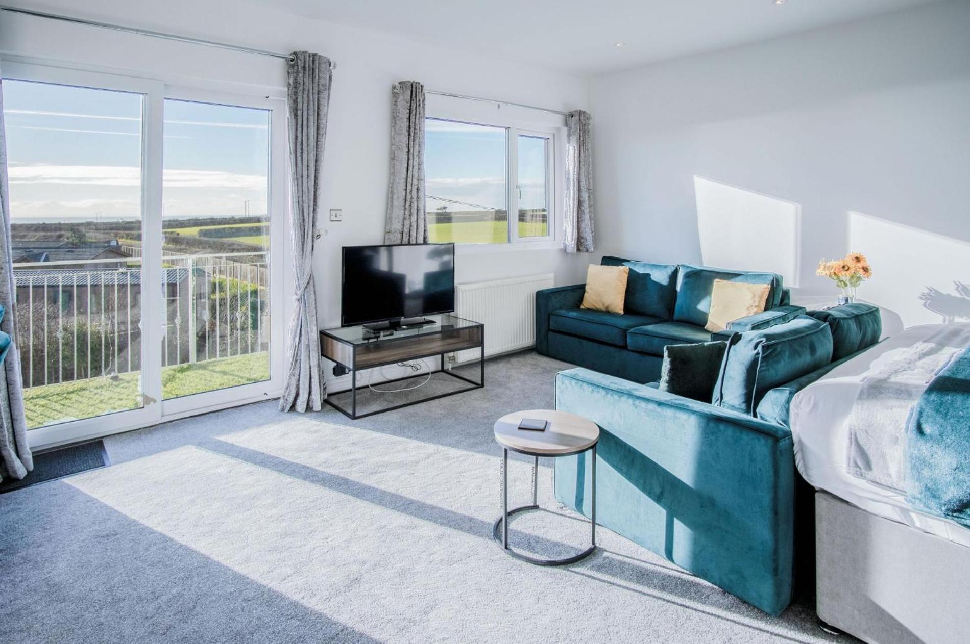 The Penthouse - 1 Bedroom Apartment - Ocean Breeze Port-Eynon Zewnętrze zdjęcie